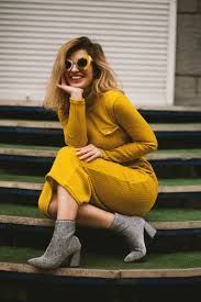 Chic Mustard Yellow Ribbed Knit Midi Dress